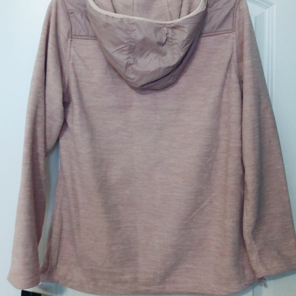 New balance women’s guava spacedy active jacket. - Picture 4 of 4